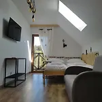 Za Skałą
