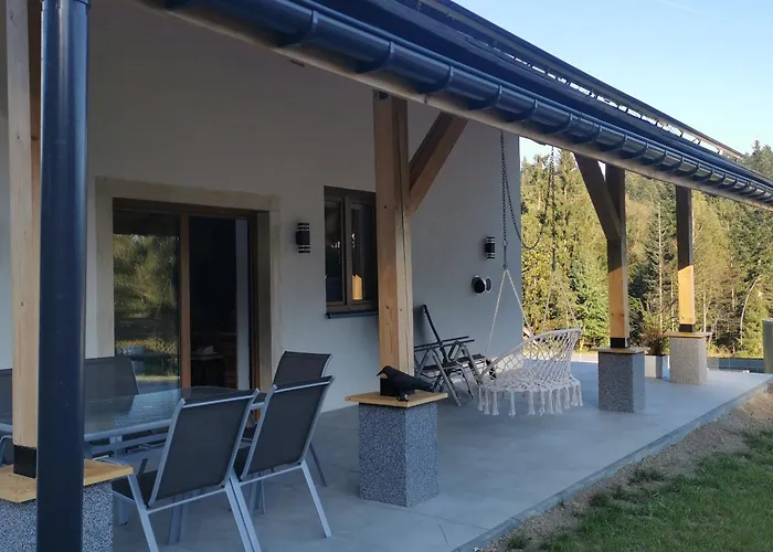 בית נופש Za Skala *